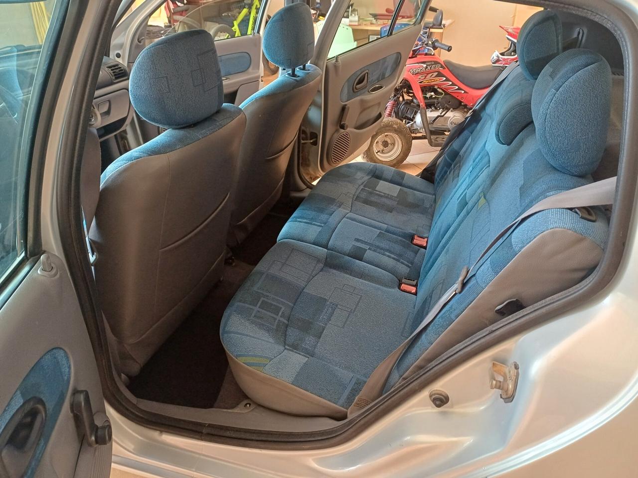 Renault Clio 1.2 16V cat 5 porte Vitaminic