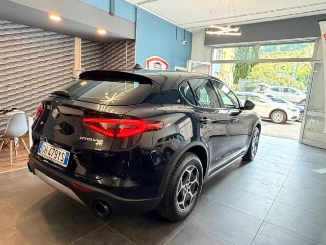 Alfa Romeo Stelvio 2.2 Turbodiesel 160 CV AT8 RWD Super Business