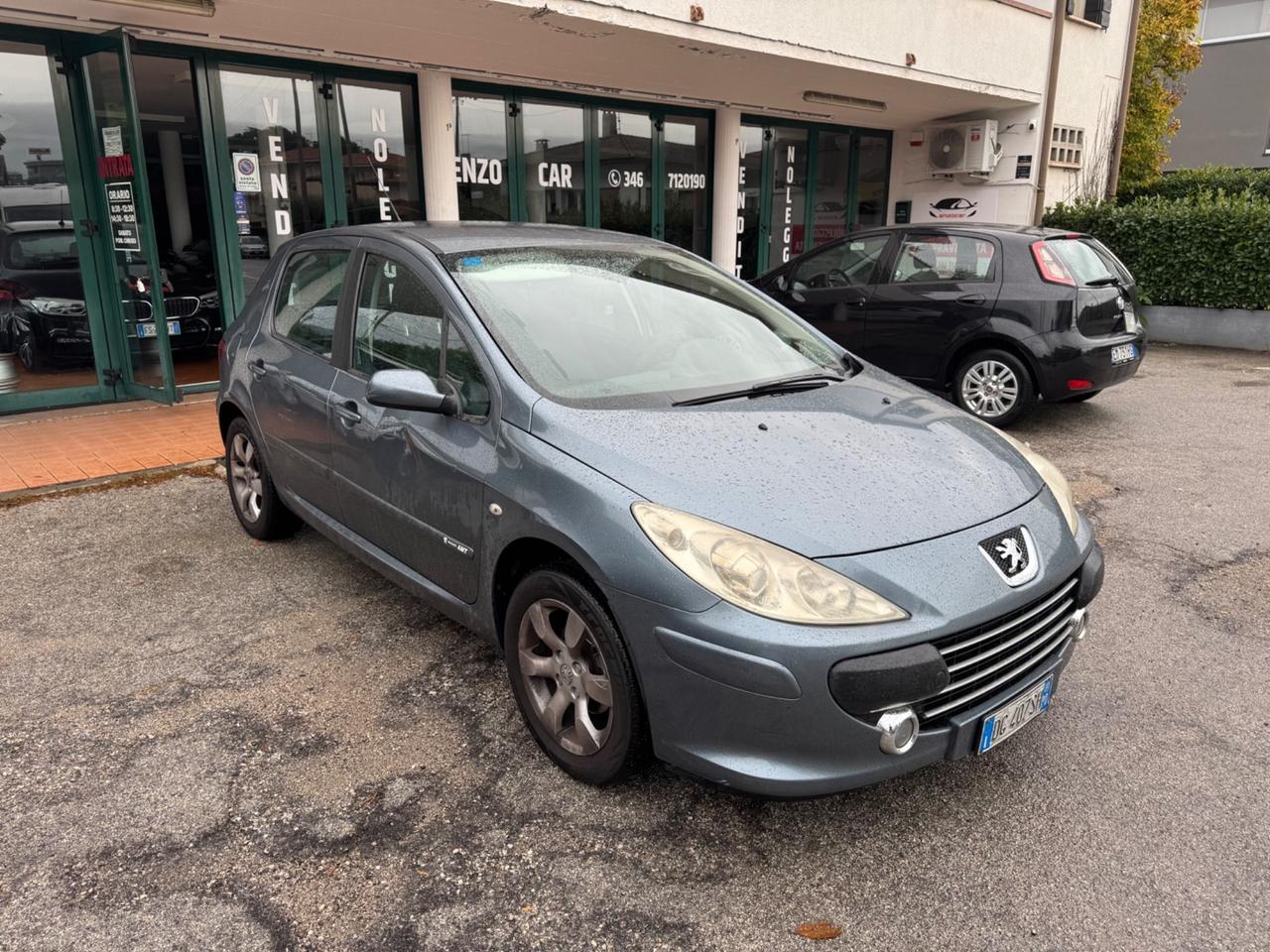 Peugeot 207 1.6 HDi 90CV 5p. XS