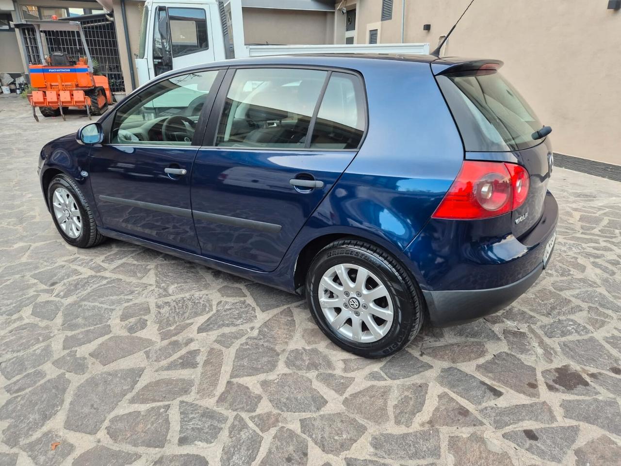 Volkswagen Golf 1.9 TDI DPF Sportline