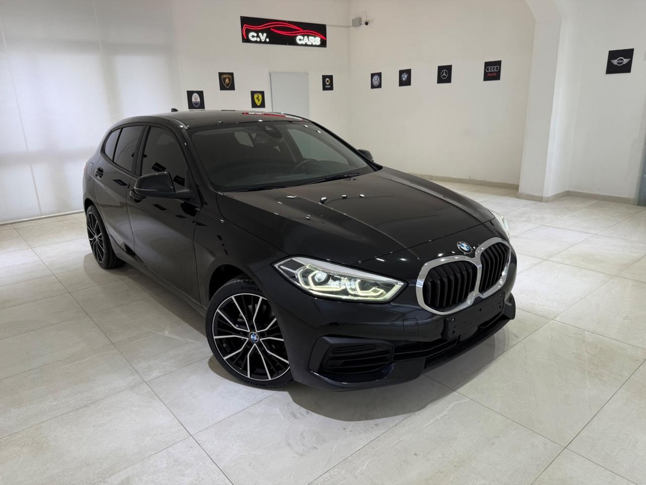 Bmw 116 116d SPORT 5p. TOTAL BLACK FARI E STOP FULL LED