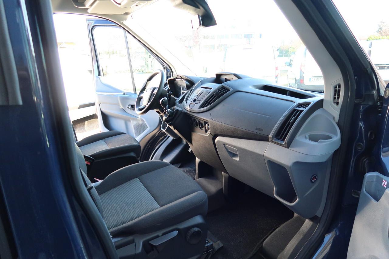 Ford Transit Combi 2.0TDCi EcoBlue 130CV 8 Posti Trend