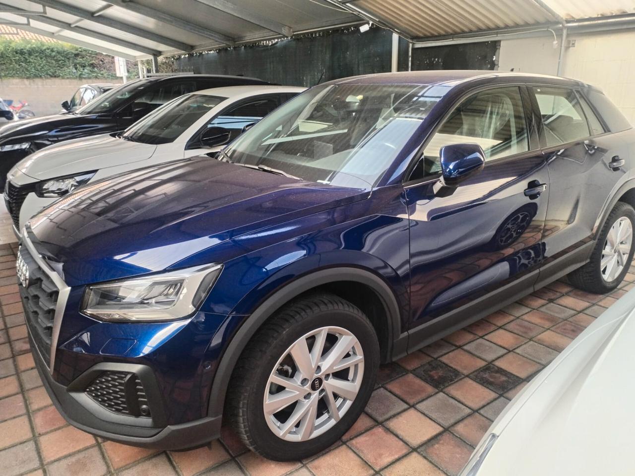 Audi Q2 35 TDI quattro S tronic Identity Black