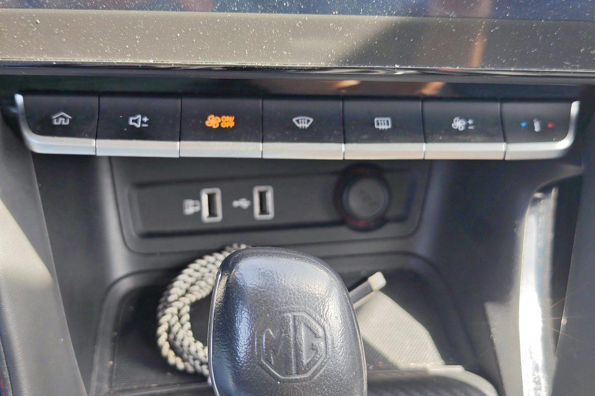 MG ZS 1.0T-GDI aut. Luxury