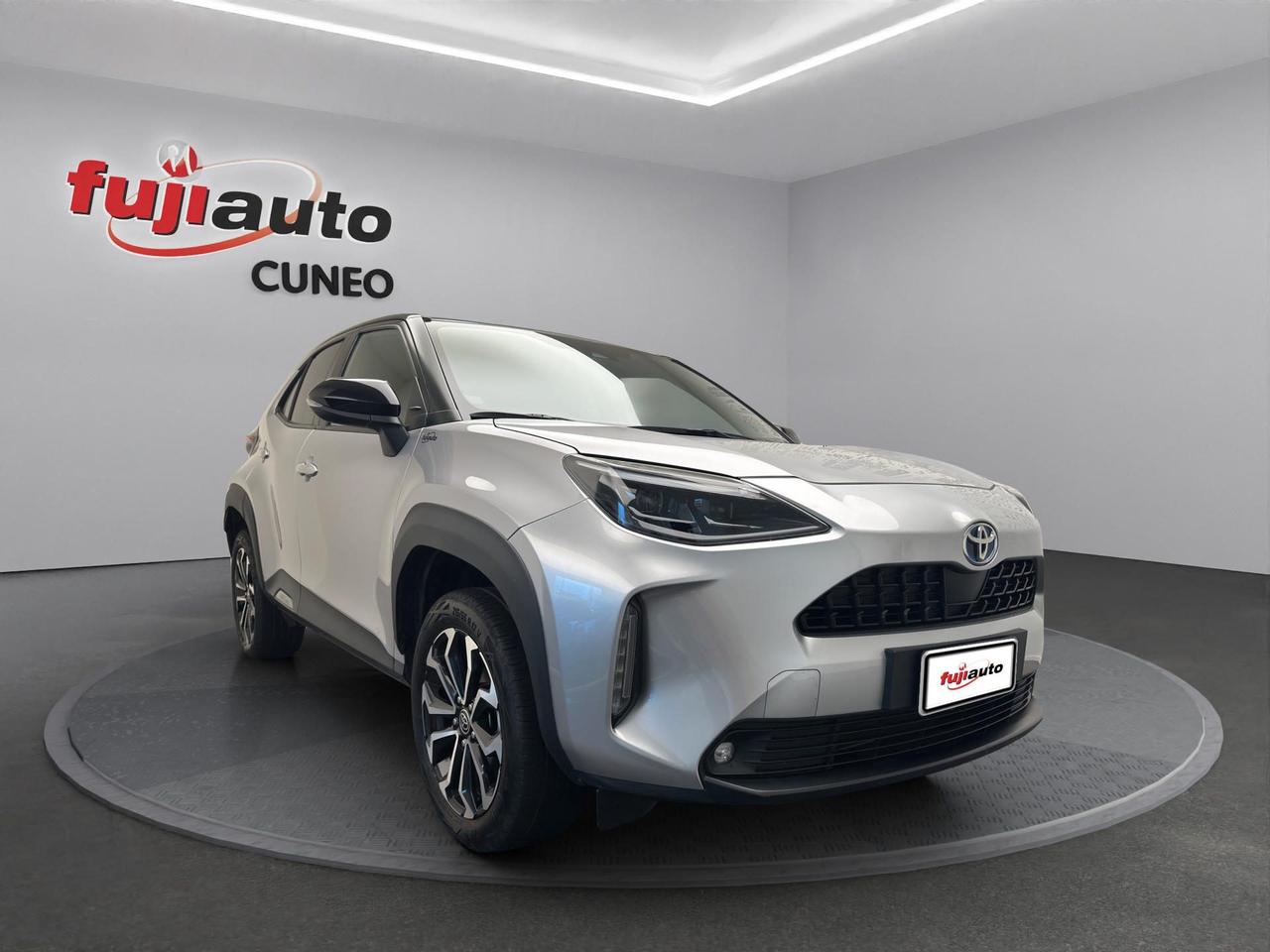 Toyota Yaris Cross 1.5h Trend awd-i 116cv e-cvt 4