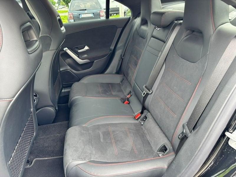 Mercedes-Benz CLA CLA 200 d AMG Line Premium