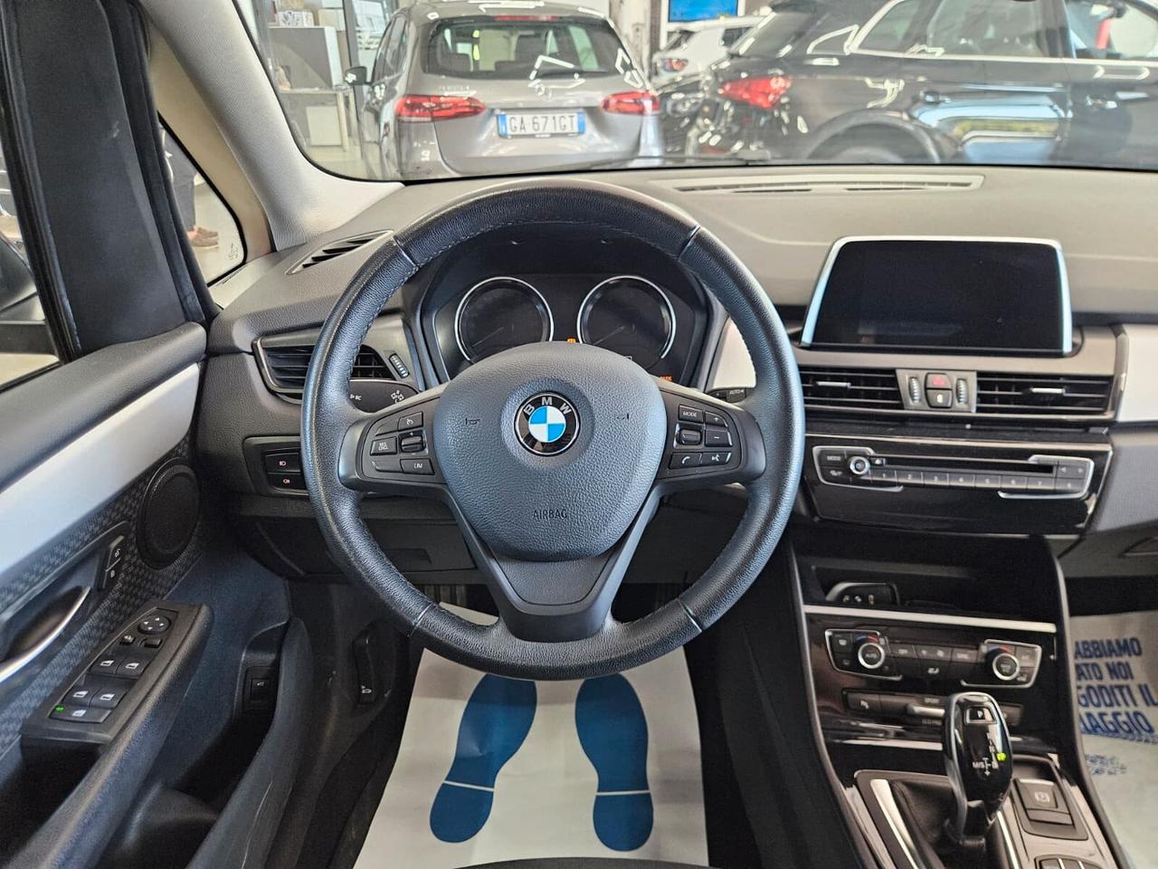 Bmw 216d Active Tourer Advantage auto - NEOPATENTATI