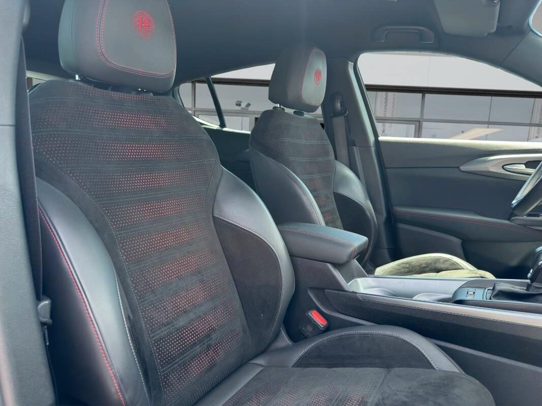Alfa Romeo Tonale 1.5 hybrid Veloce 160cv AUTOMATICA