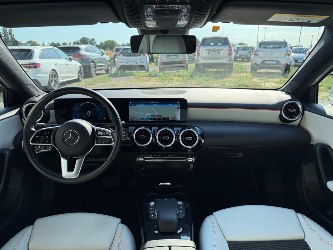 Mercedes-benz A 180 d |PELLE|CERCHI IN LEGA|LED