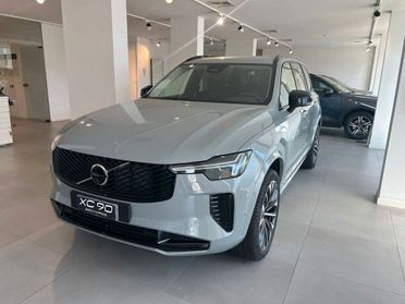 Volvo XC 90 T8 AWD automatico 7 posti PLUS DARK