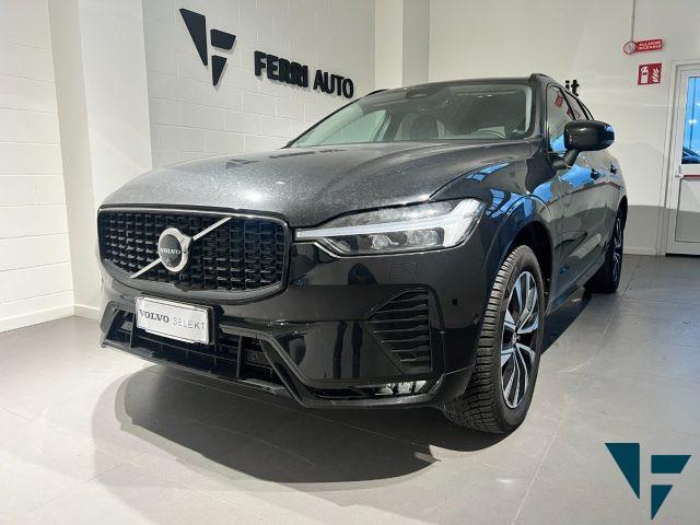 VOLVO XC60 B4 automatico Plus Dark