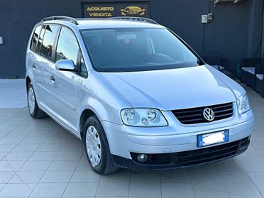 Volkswagen Touran 2.0 16V TDI DSG Highline Garanzia 12 Mesi