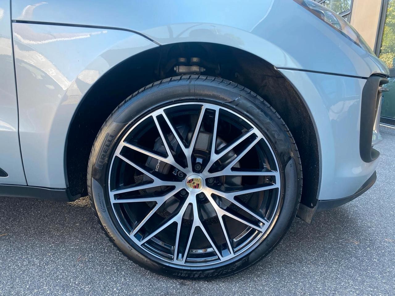 Porsche Macan 2.0 T -TETTO-CRONO- 21"-CAMERA-GARANZIA