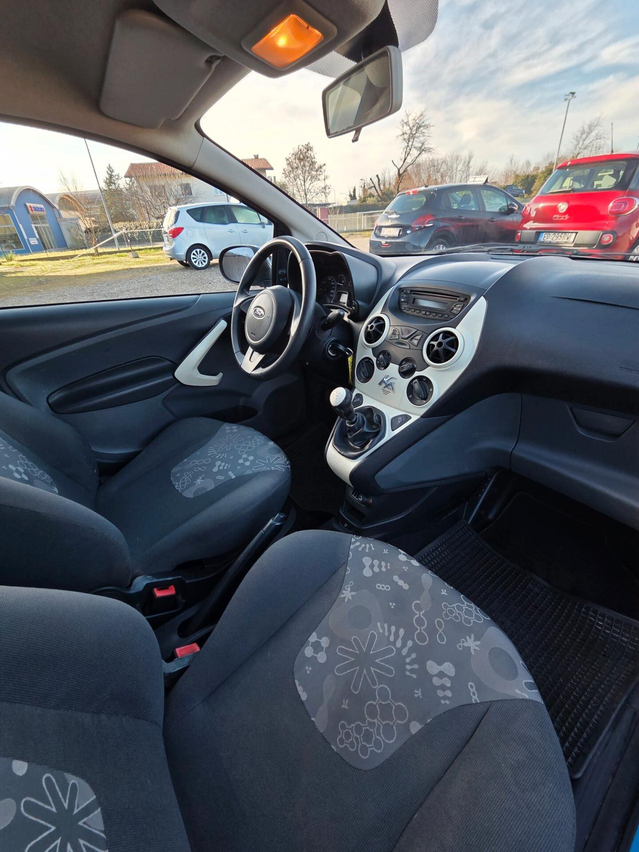 Ford Ka 1.2 8V 69CV Titanium