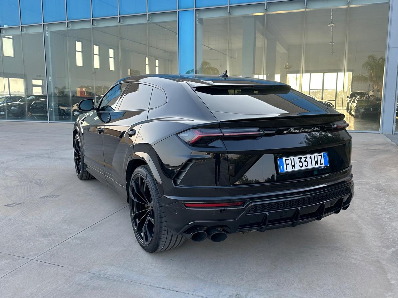 Lamborghini Urus 4.0 V8 auto possibilità noleggio no scoring
