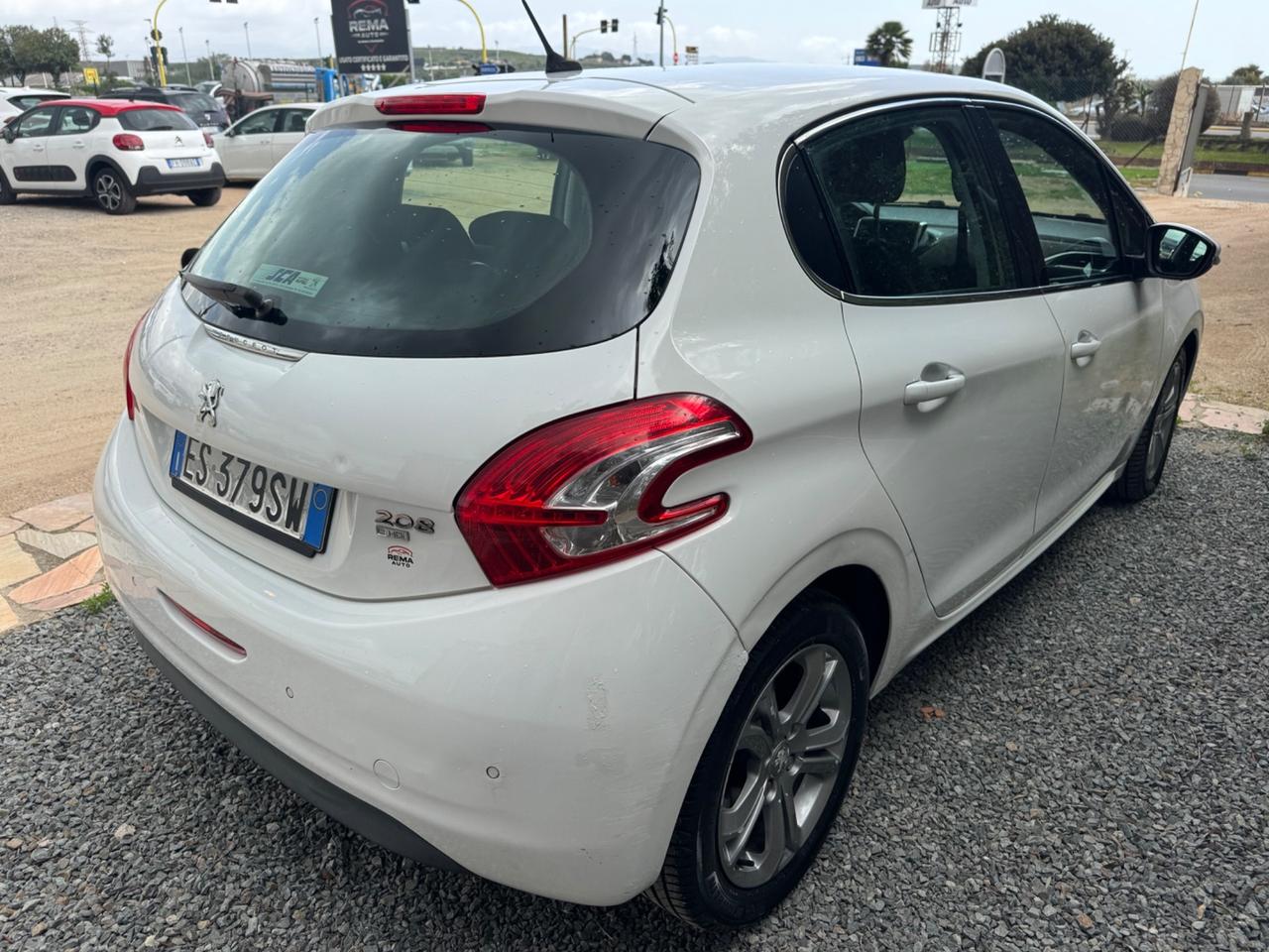 Peugeot 208 1.6 e-HDi 92 CV Stop&Start 5 porte Allure