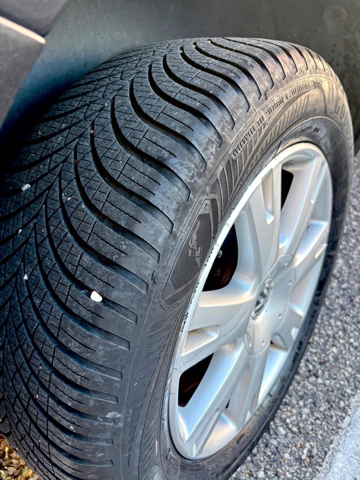 Volkswagen Touareg 2.5 TDI
