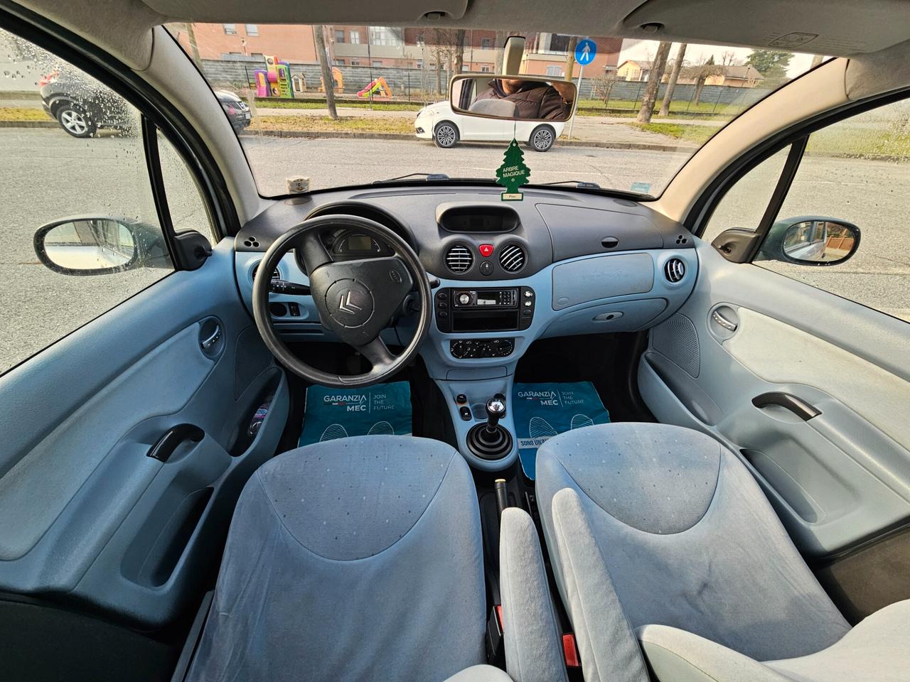 Citroen C3 1..1 benzina 5porte neopatentati