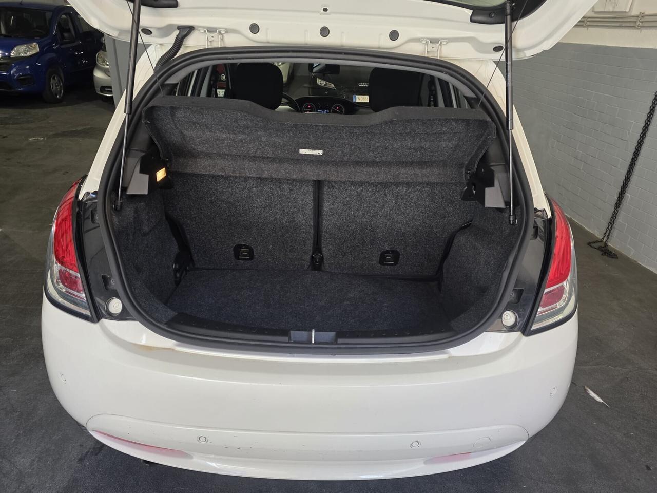 Lancia Ypsilon 1.2 69 CV unico proprietario