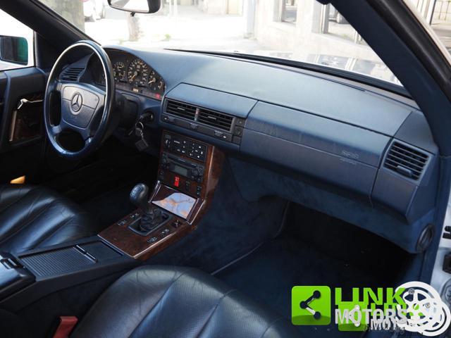 MERCEDES-BENZ SL 300 R129