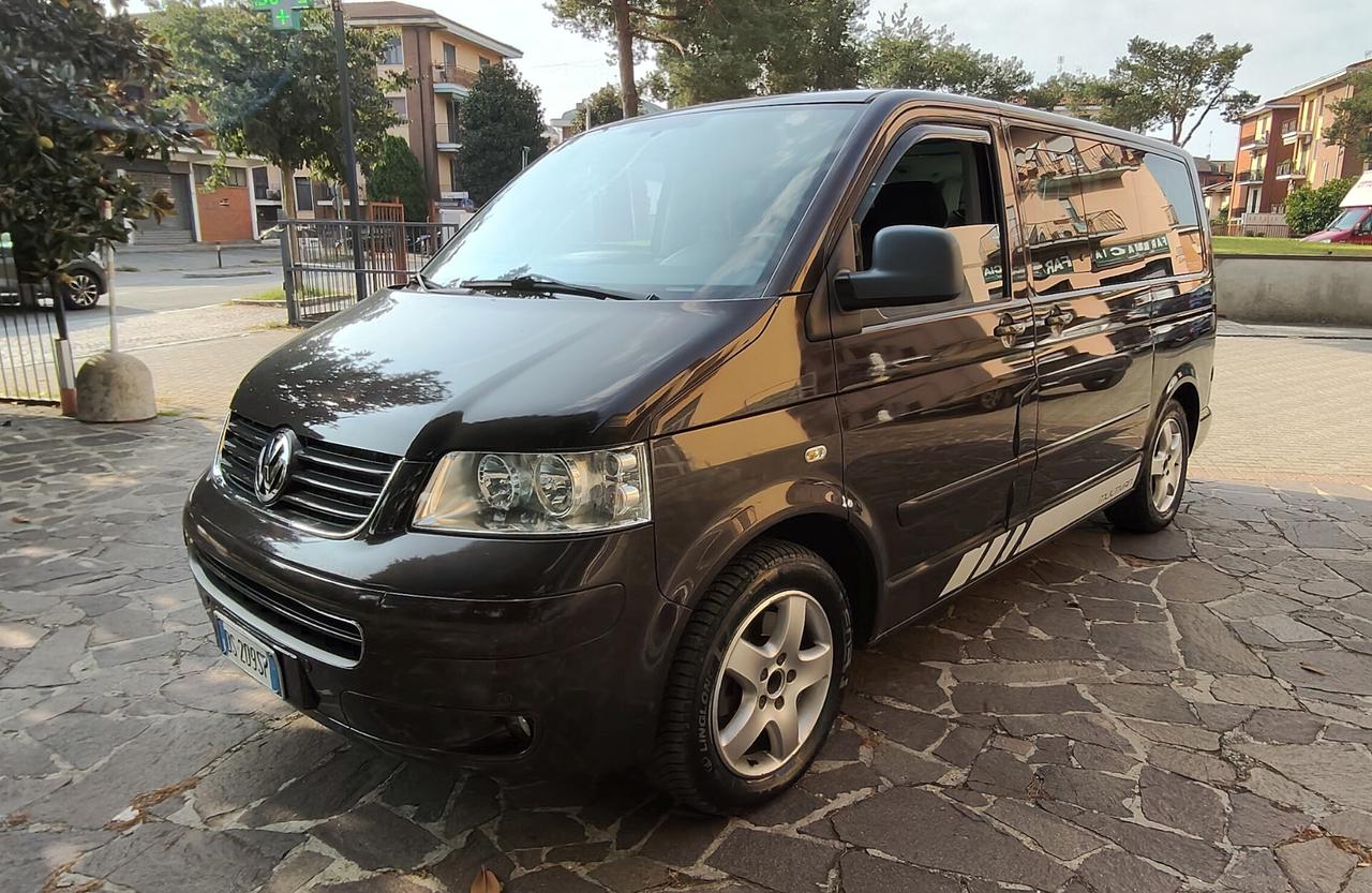 Volkswagen Multivan T5 2.5 TDI 4motion Gancio