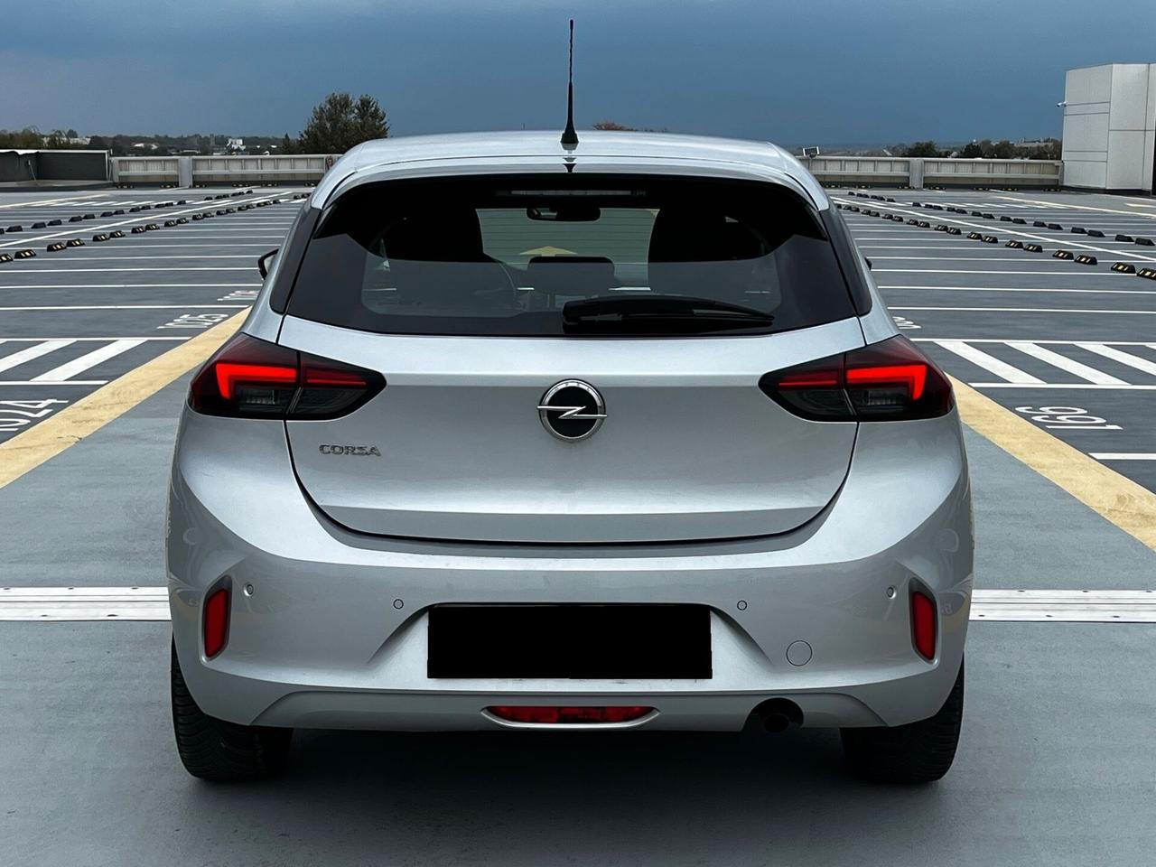 Opel Corsa 1.2 100 CV Design & Tech