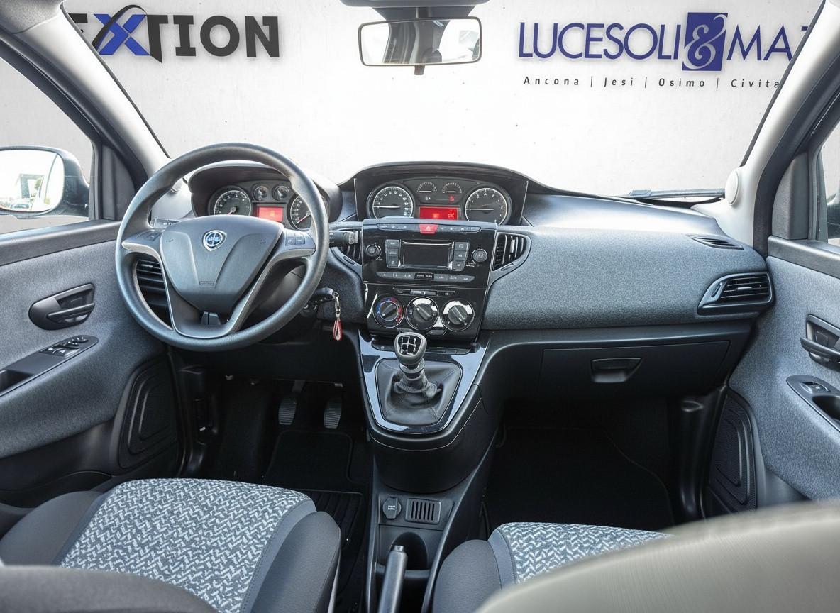 LANCIA Ypsilon My21 0.9 Twinair 70cvMetano Silver