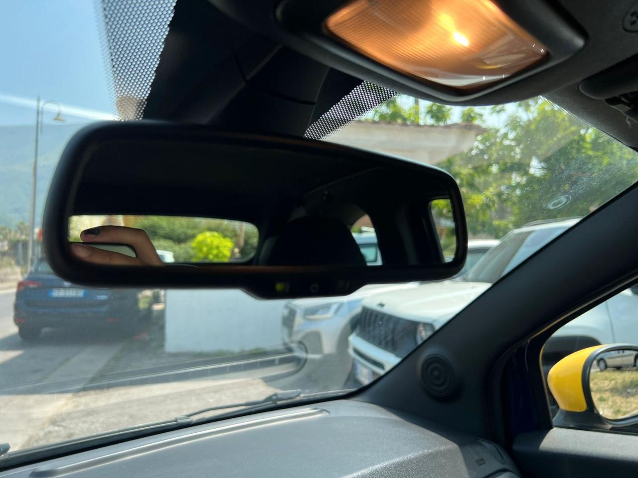 Abarth 595 C 1.4 Turbo T-Jet 160 CV Pista SABLET