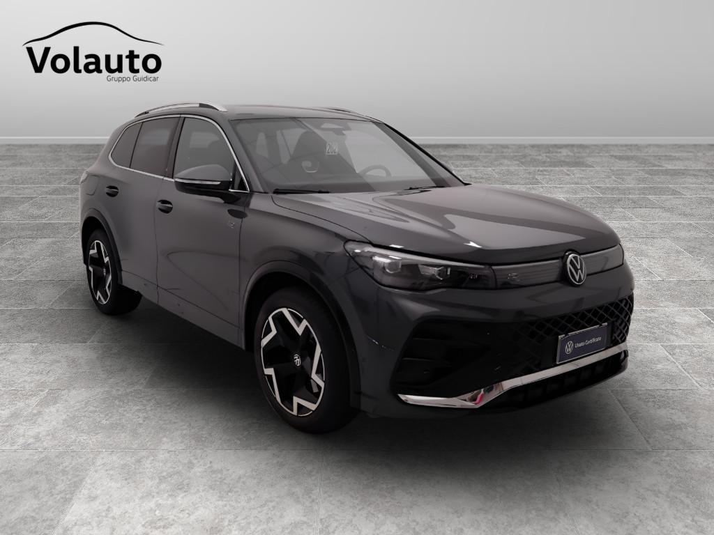 VOLKSWAGEN Tiguan III 2024 - Tiguan 2.0 tdi R-Line 150cv dsg