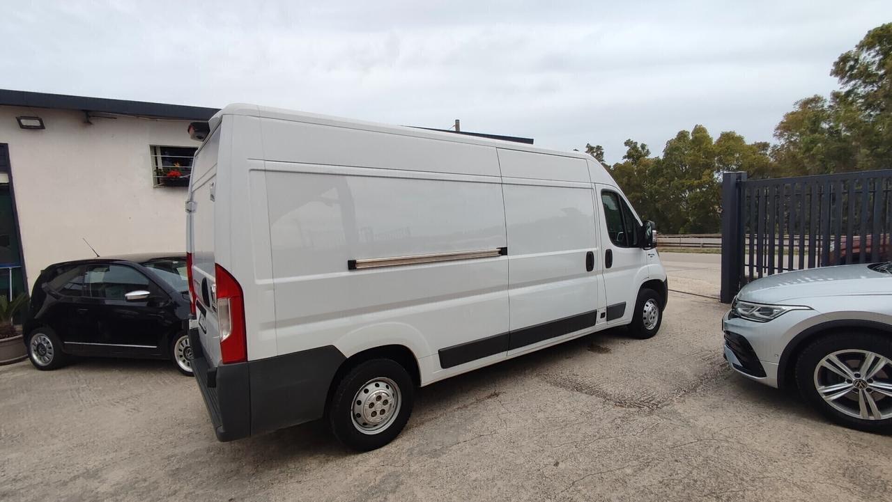 Fiat Ducato * 6 METRI * PASSO MEDIO LUNGO