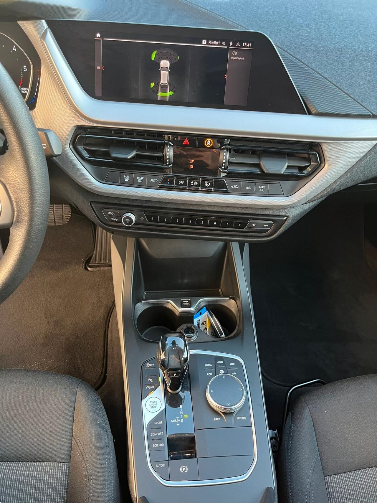 Bmw 116 116d 5p. Business Advantage