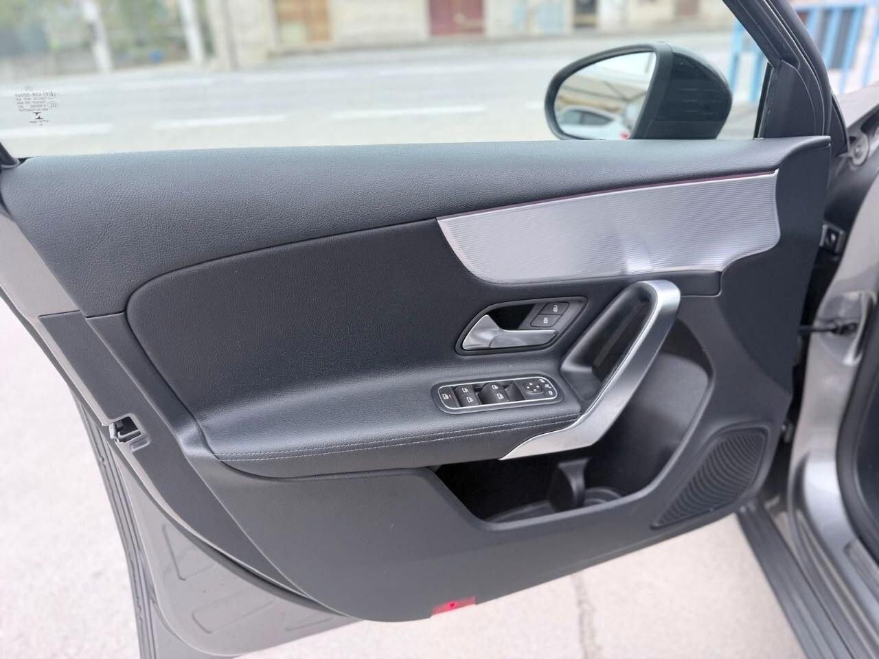 Mercedes-benz A 180 220 d Automatic Sport