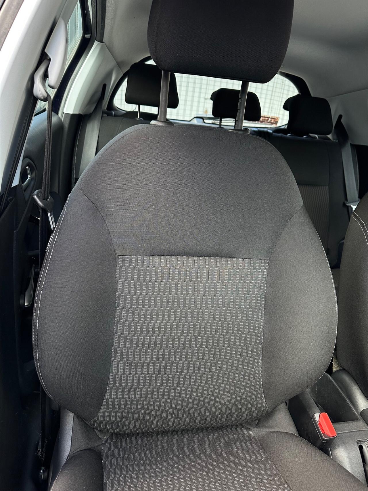 Peugeot 208 1.5 BlueHDi 75cv 5p. Allure