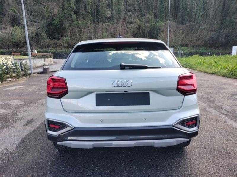 Audi Q2 2.0 30 TDI S LINE Interno ed esterno