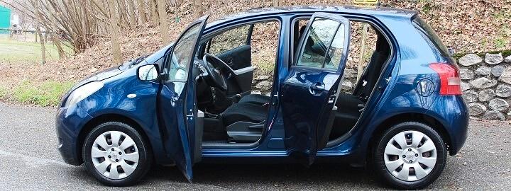 Toyota Yaris 1.0 5 porte Sol 89.000KM CLIMA NEOPATENTATI RADIO CD