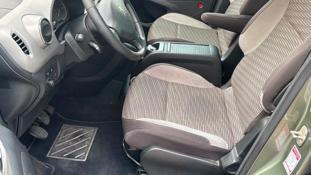 Peugeot Partner Tepee 1.6 HDi 110CV Premium