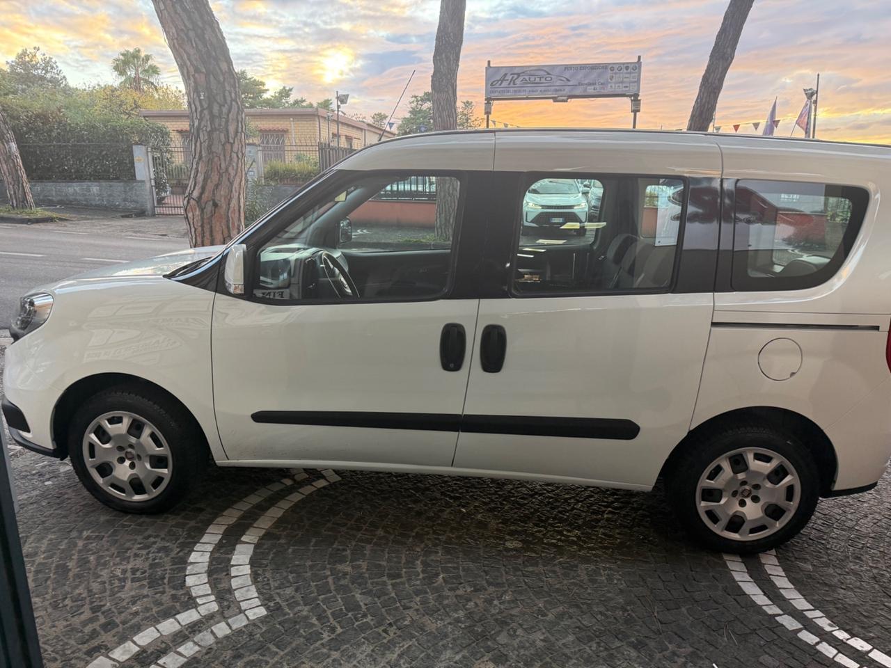 Fiat Doblo Doblò 1.4 T-Jet Natural Power PL-TN Cargo Maxi Lamierato SX