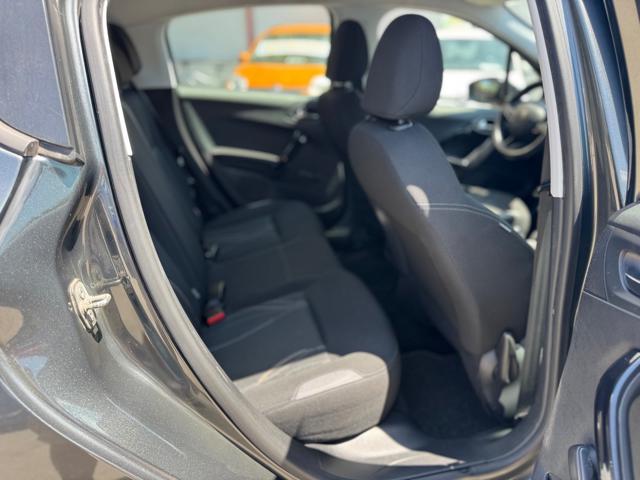 PEUGEOT 208 1.4 8V HDi 68CV 5p. Allure