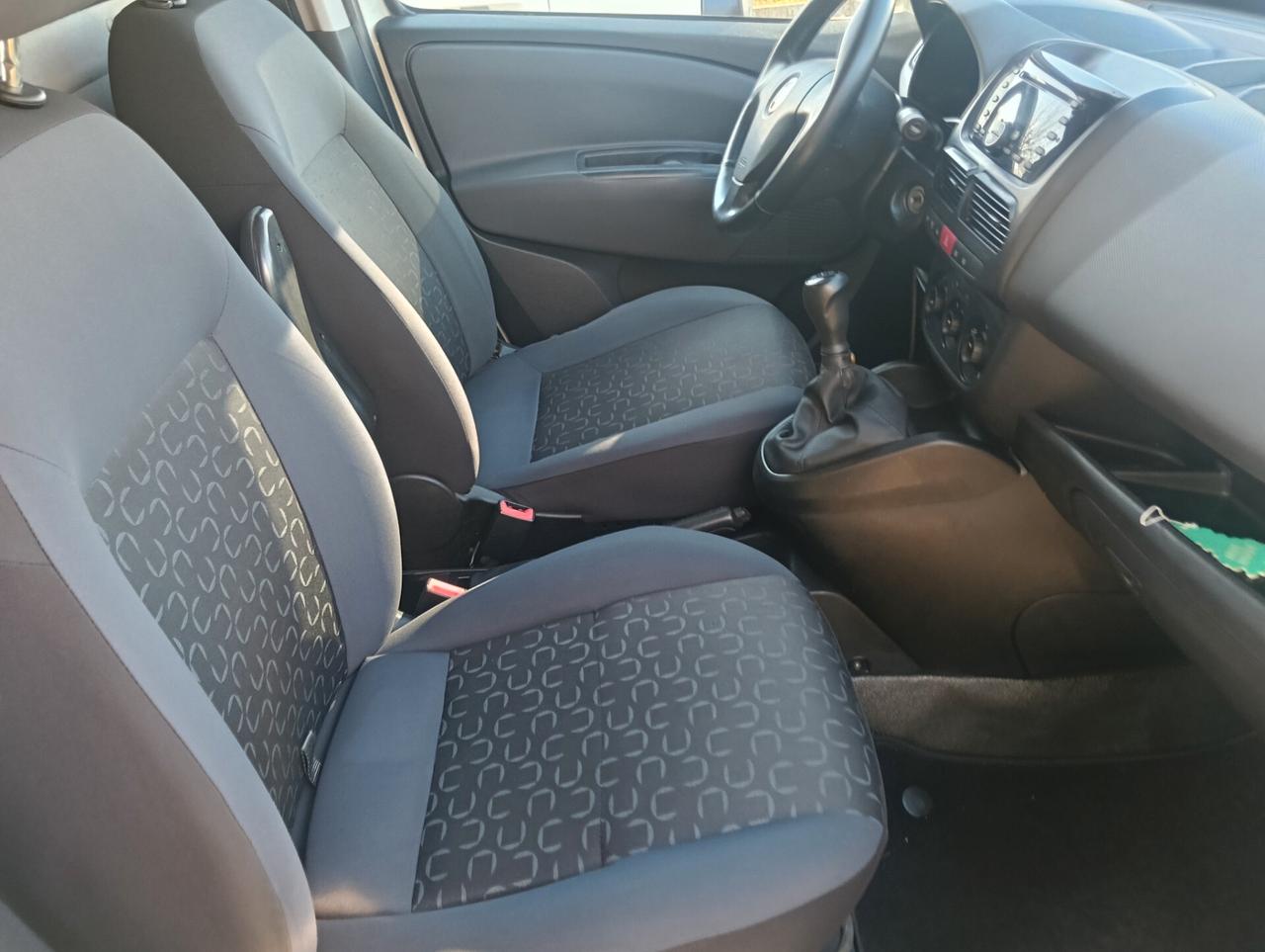 Fiat Doblo autocarro