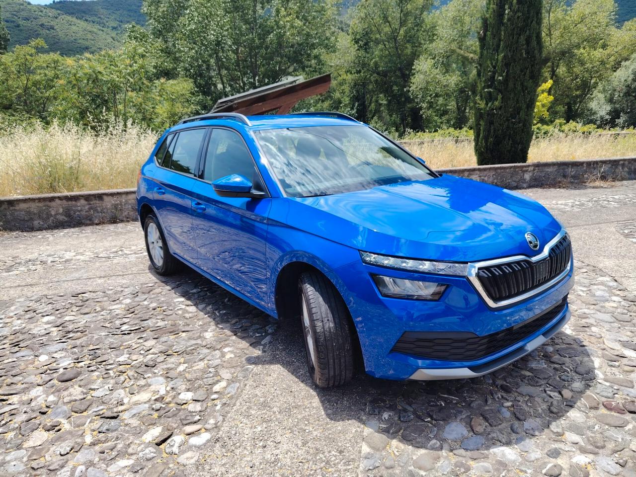 Skoda Kamiq 1.0 TSI 110 CV DSG Ambition-Targa Gk387VP-Iva Esposta-Pronta Consegna-Trasporto in tutta Italia-
