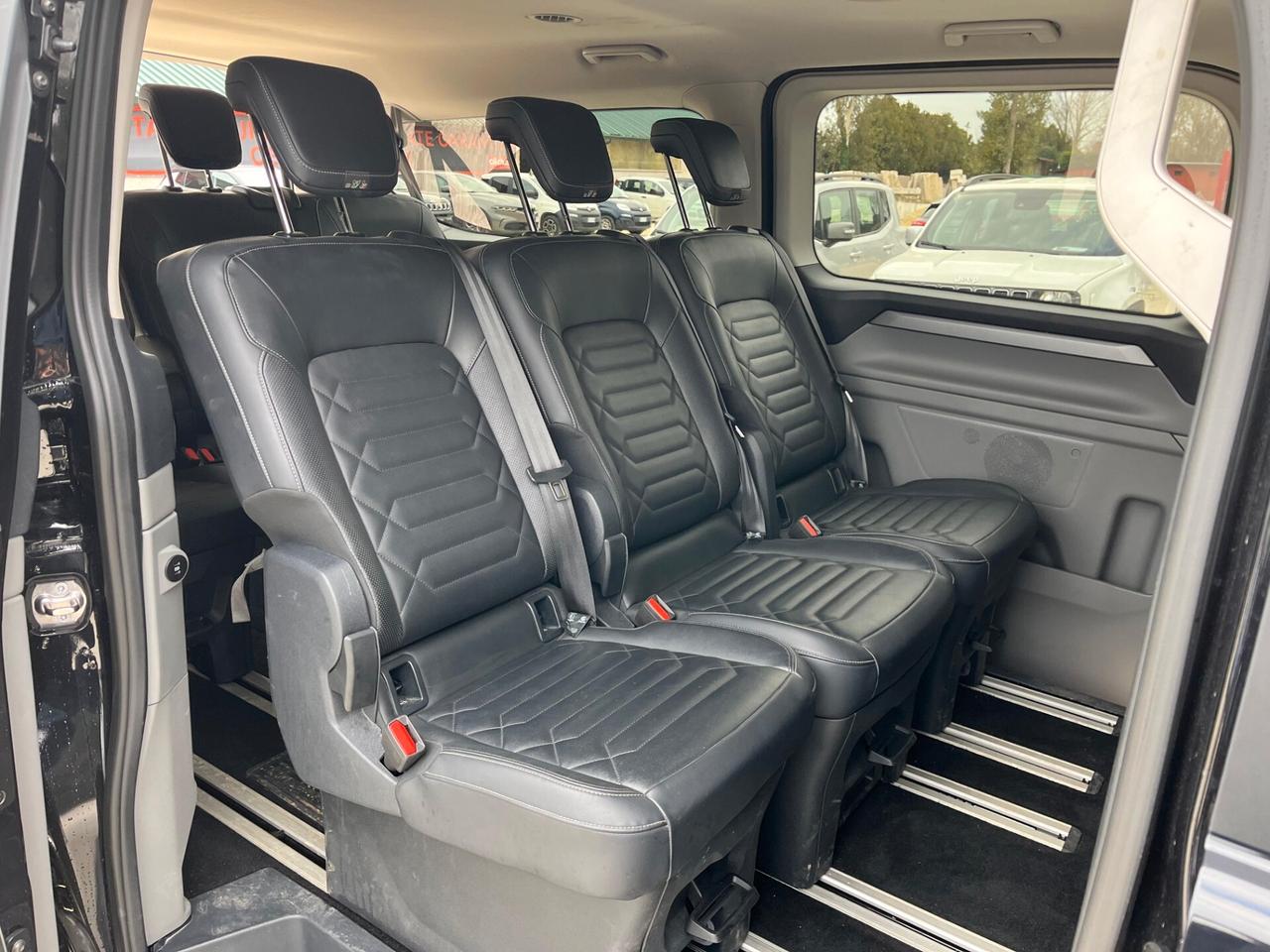 Ford Tourneo Custom 320 L2H1 2.0 170CV AUTO