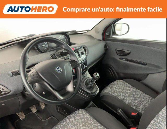 LANCIA Ypsilon 1.0 FireFly 5 porte S&S Hybrid Ecochic Silver