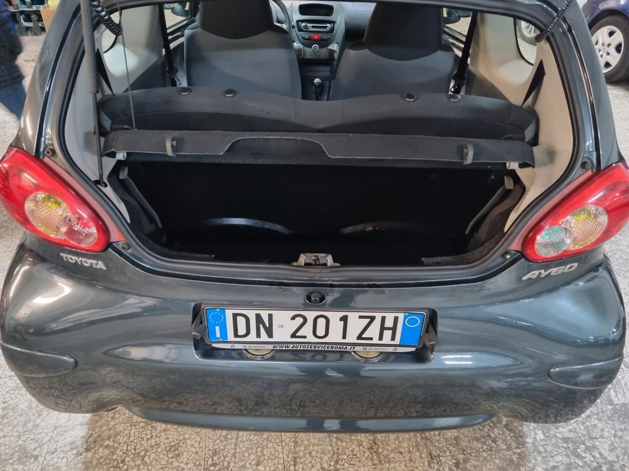 Toyota Aygo 1.0 12V VVT-i 3 porte Sol