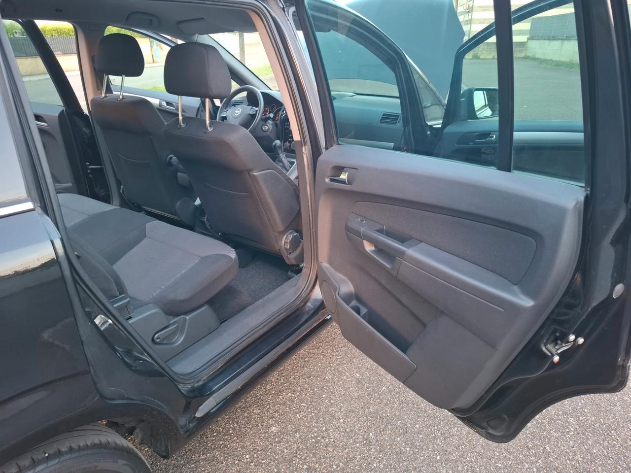 Opel Zafira 1.6 16V ecoM 150CV Turbo One