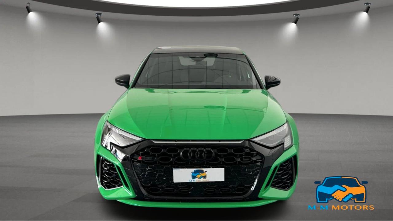 Audi RS3 Sportback 2.5 tfsi quattro s-tronic UNICOPRO-CARBOCERAMICI- COLORE EXCLUSIVE-GARANZIA AUDI 2028-LIM 290KM/H BOLLO E SUPERBOLLO 06/2027