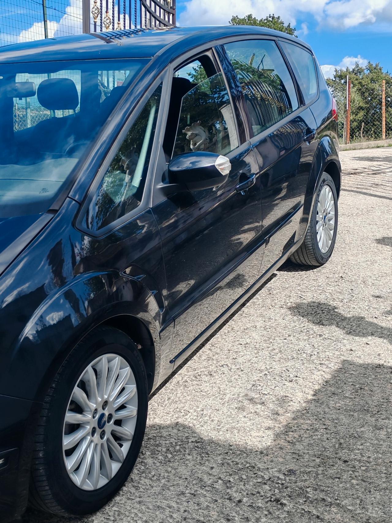 Ford S-Max 2.0 TDCi 140CV Powershift 7 posti Business Nav