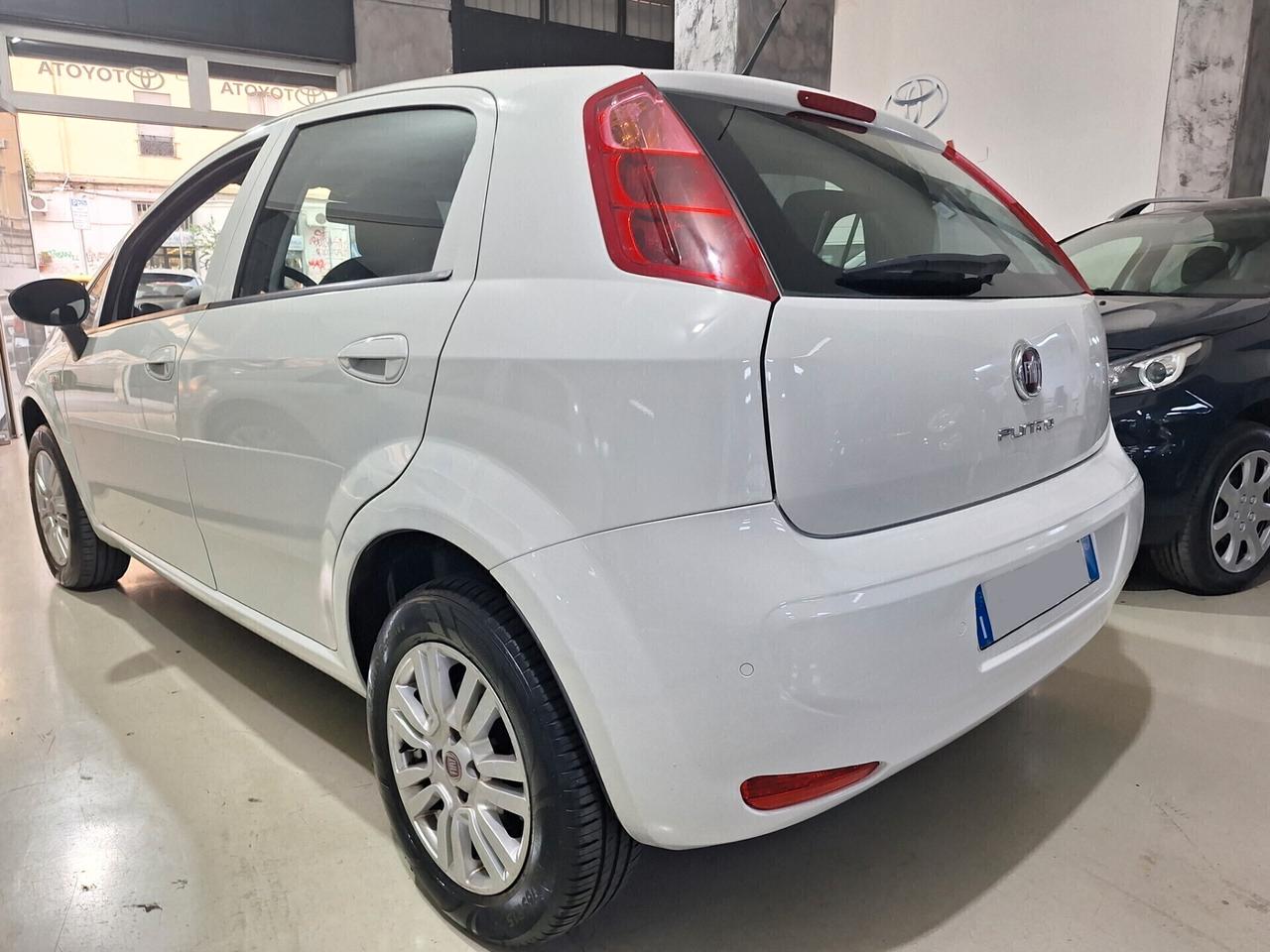 Fiat Punto 1.4 Natural Power 77CV Lounge 2017