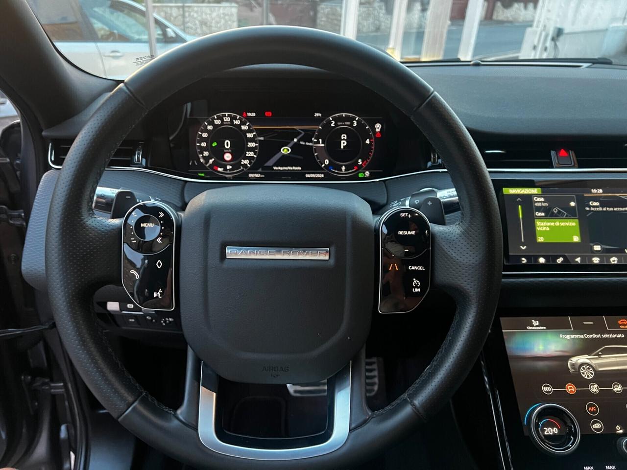 Land Rover Range Evoque 2.0D 150 CV R-Dynamic-2020 - FULL