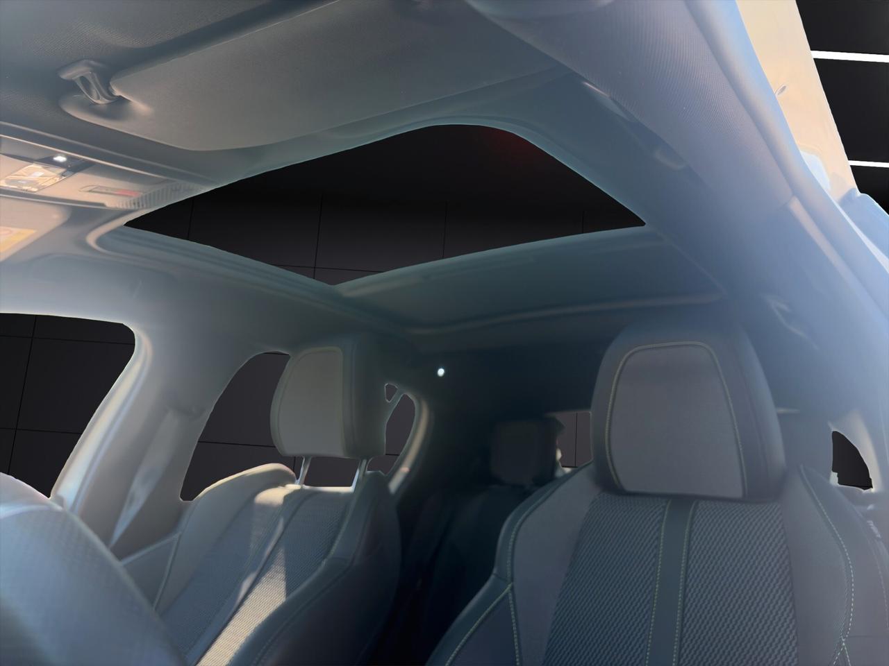 PEUGEOT 208 1.2 HYBRID GT 110CV L’AUTO DEL MOMENTO
