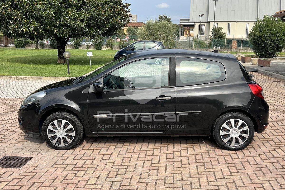 RENAULT Clio 1.2 16V 3 porte Dynamique